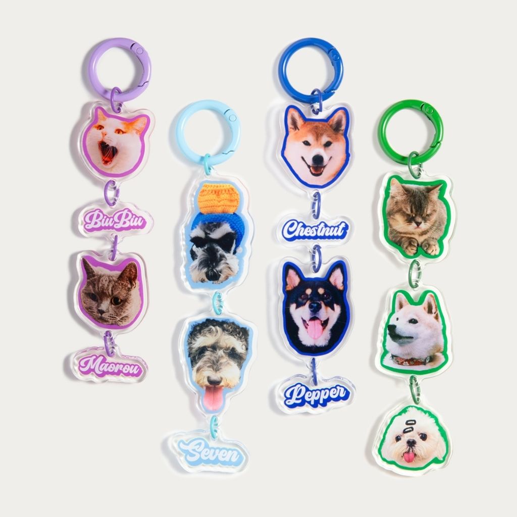Custom Multi-Pet Portrait Acrylic Keychain – Vertical