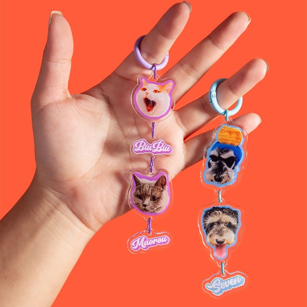 Custom Multi-Pet Portrait Acrylic Keychain – Vertical